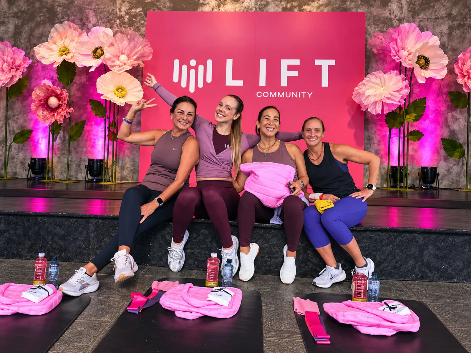 Lift community